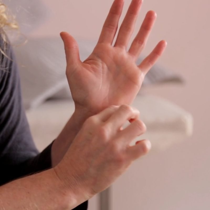 Screenshotter--ReflexologaIntroduccinonVimeo-0’31”